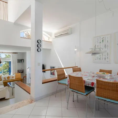 Tac - Windmill Oceanfront Appartement *