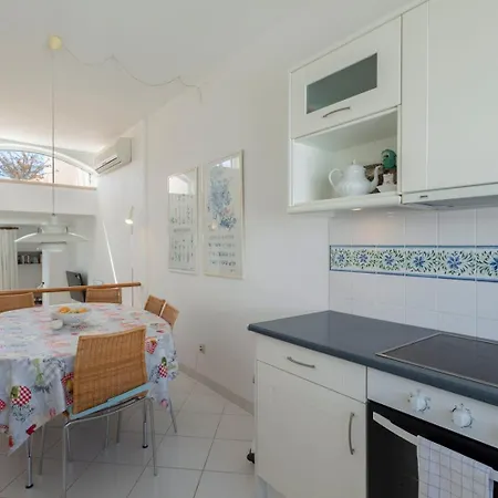 Tac - Windmill Oceanfront Apartmán